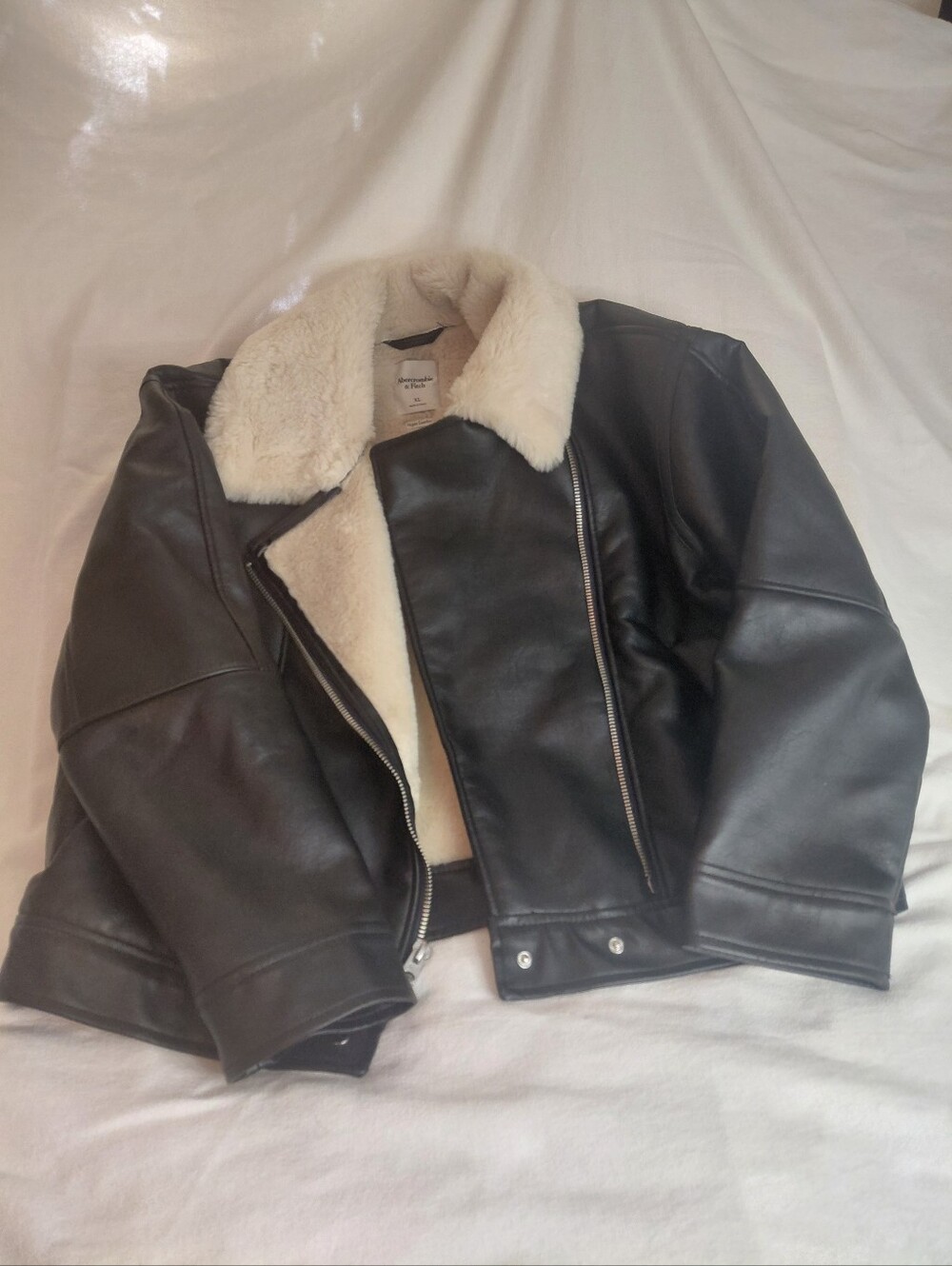 Women's  Abercrombie and Fitch Black Leather Shearling Jacket with Cream Collar